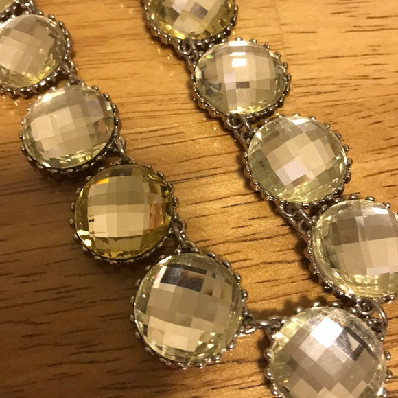 Crystal Tone - Necklace - Picture 3 of 4